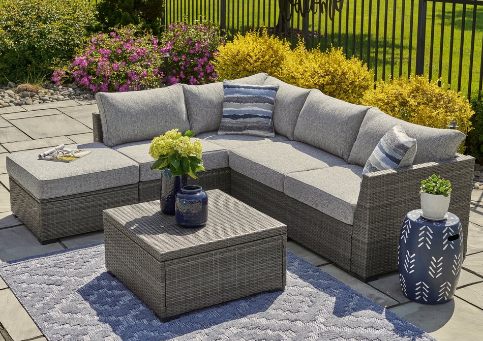 4 Piece Outdoor Sectional