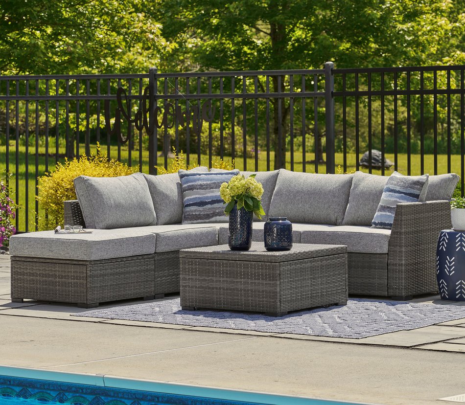 4 Piece Outdoor Sectional