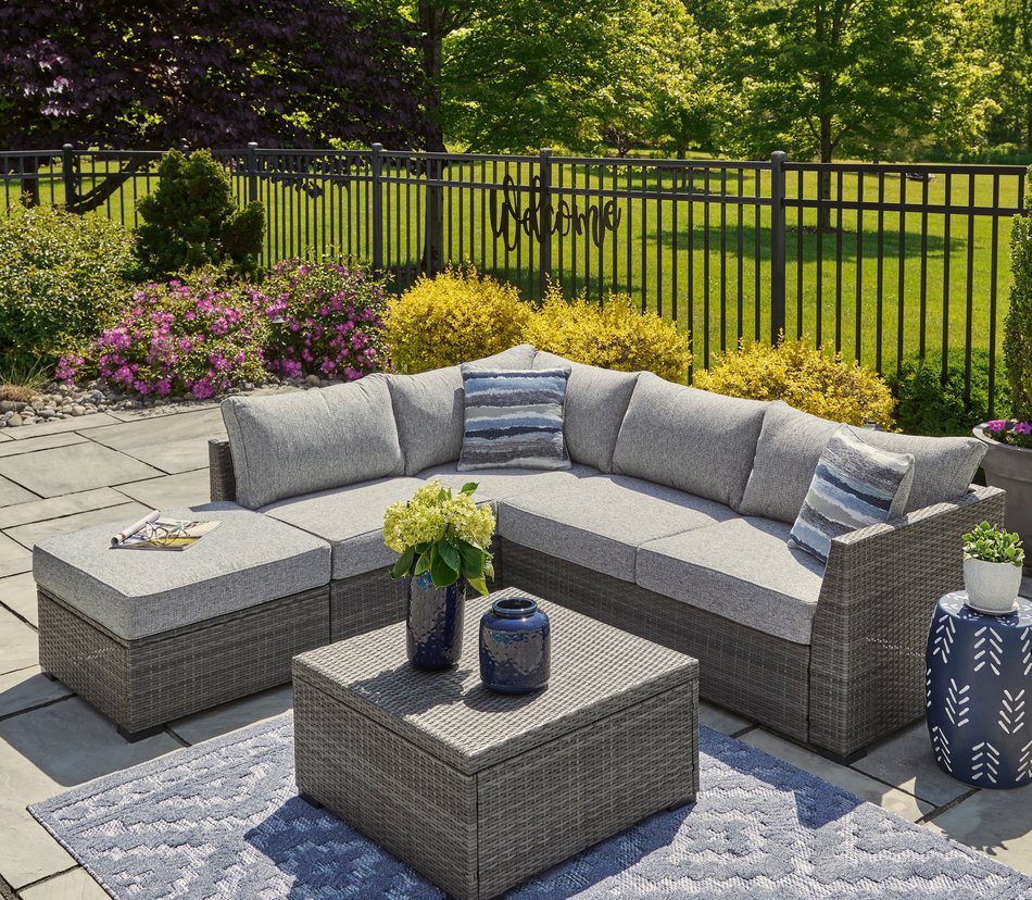 4 Piece Outdoor Sectional