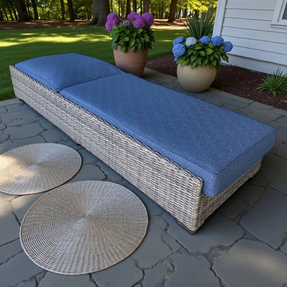 Outdoor Chaise Lounge