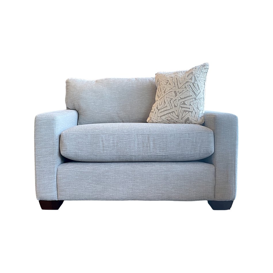Chair 1/2