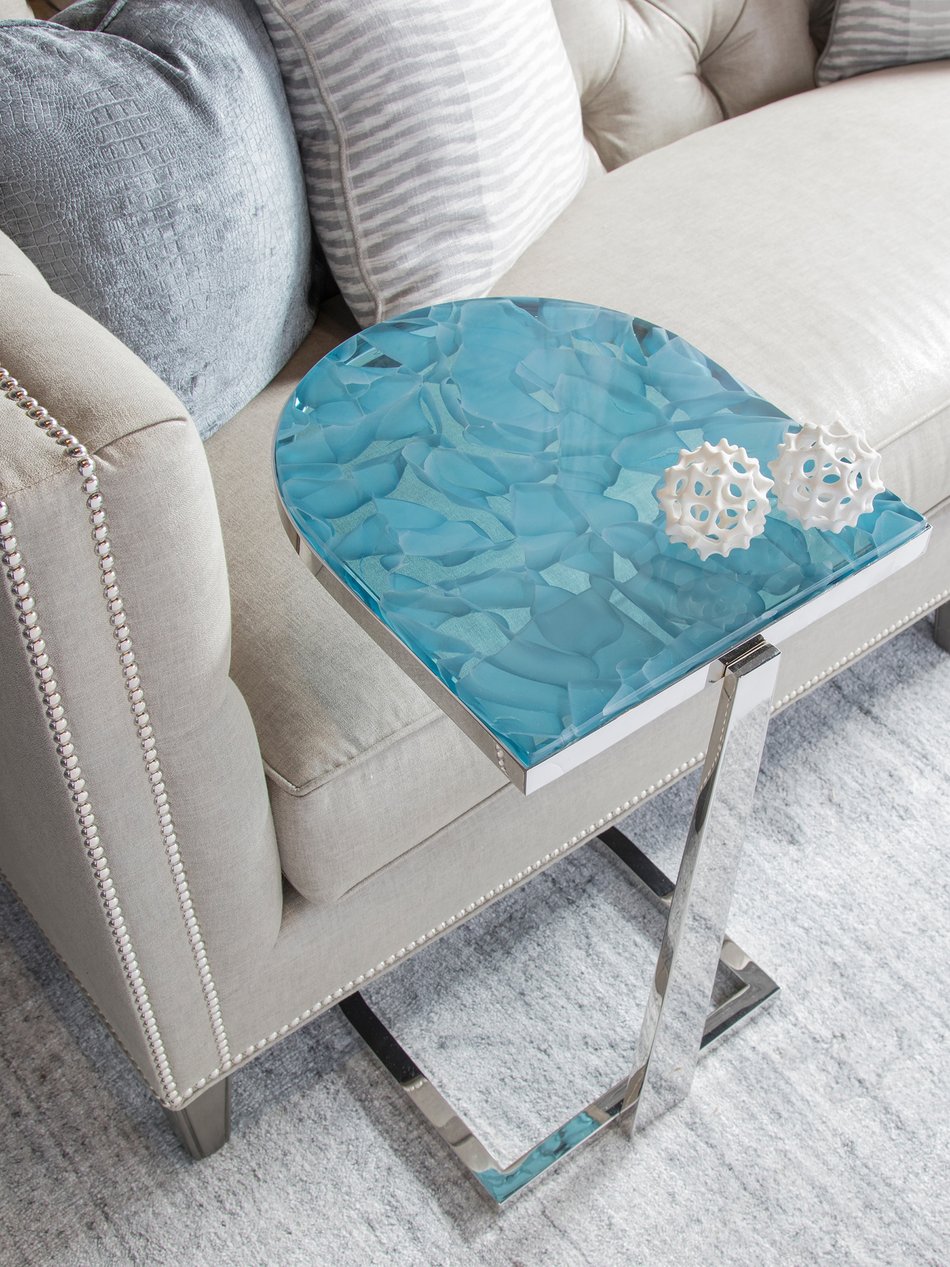 Spot Table