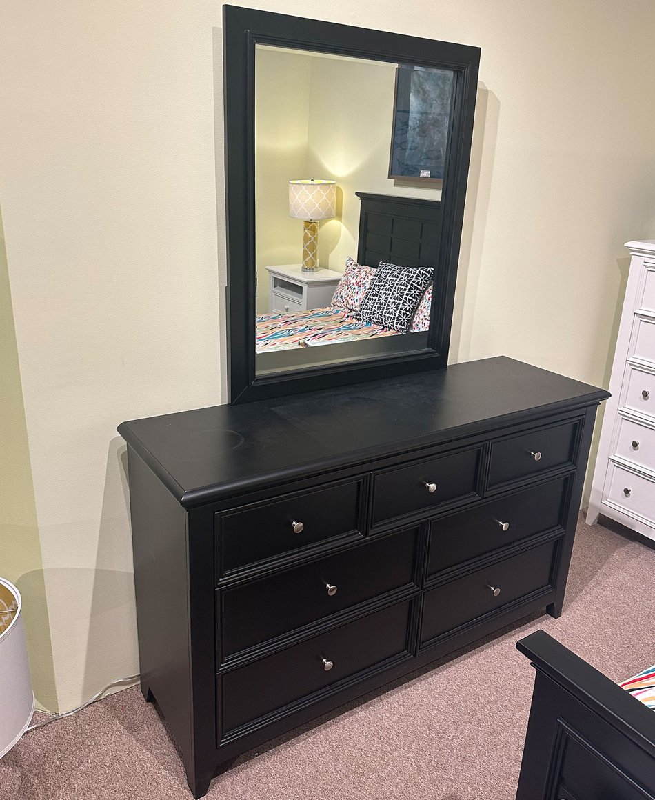 Dresser & Mirror