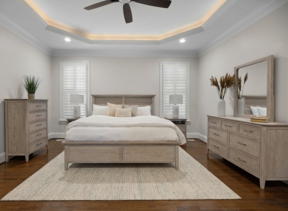 4 Piece King Bedroom