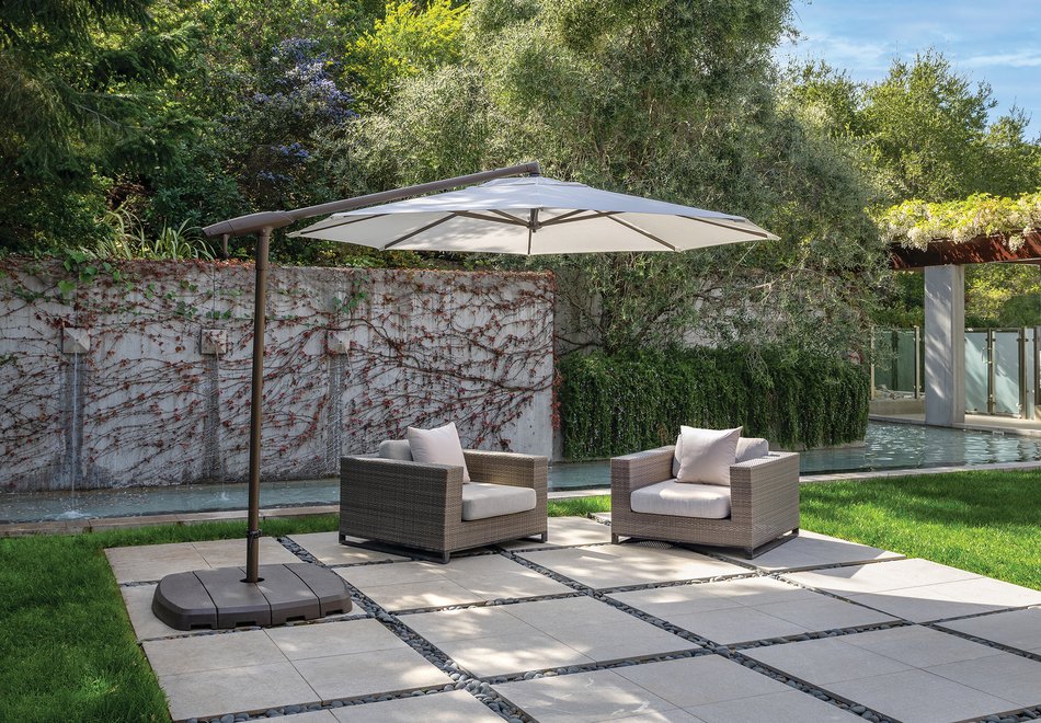 10' CANTILEVER